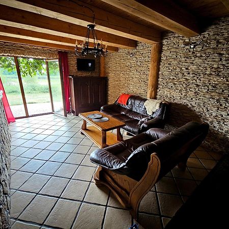 Domek Letniskowy Caloroczny W Rzemieniu Villa Esterno foto